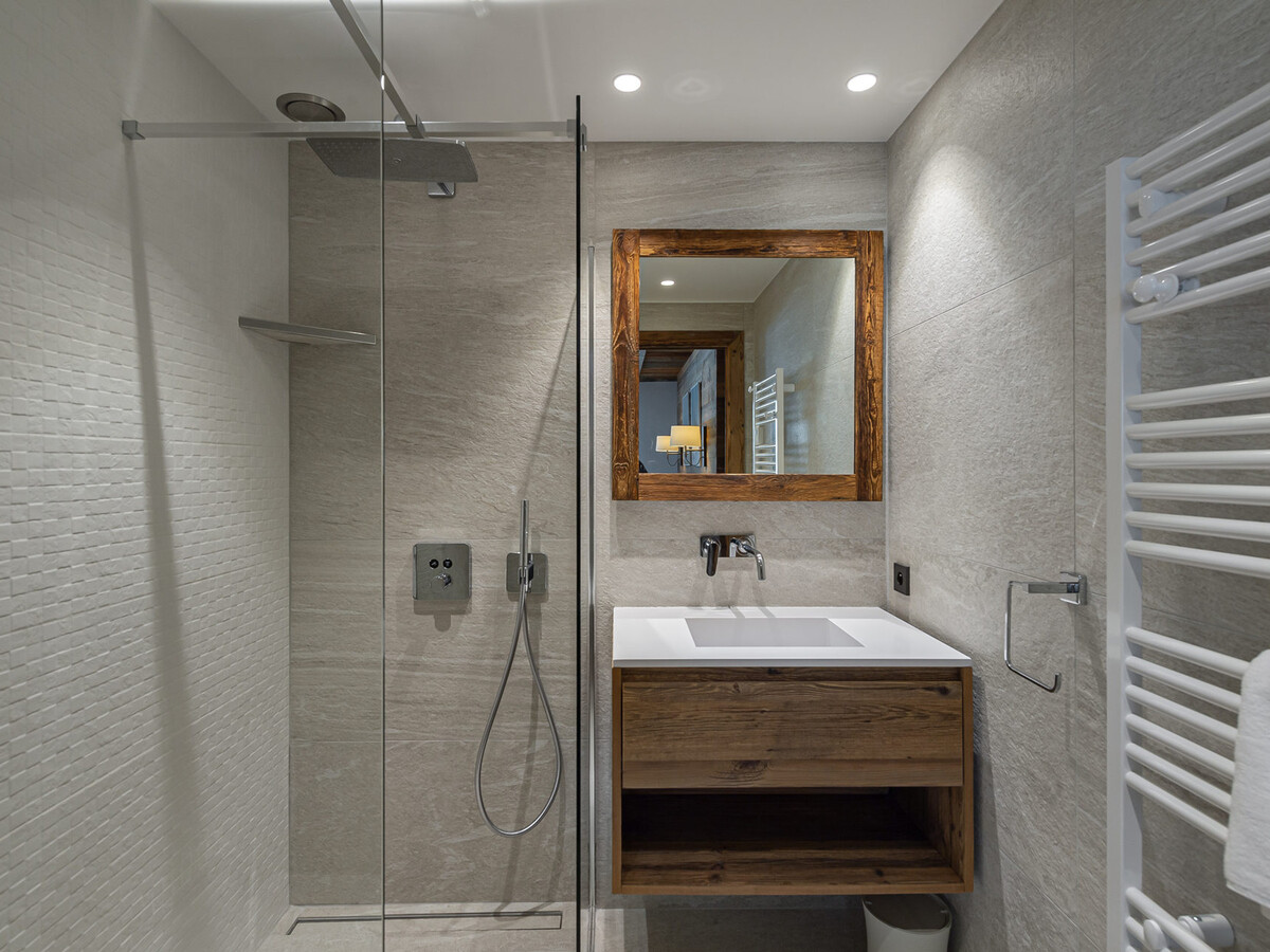 Duplex 206m² avec jacuzzi, 4 chambres, animaux admis - Photo 7