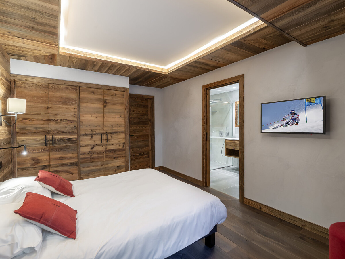 Duplex 206m² avec jacuzzi, 4 chambres, animaux admis - Photo 8