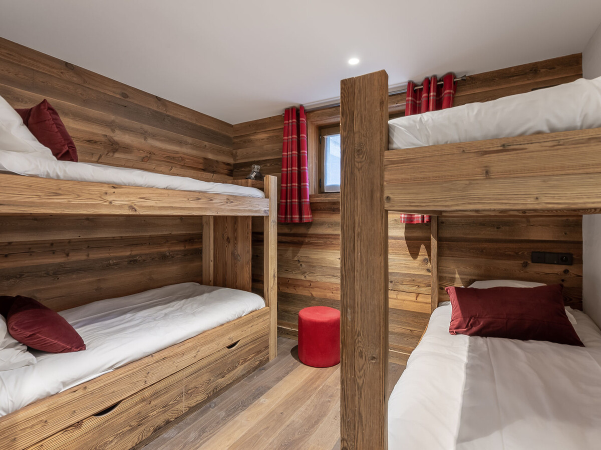 Duplex 206m² avec jacuzzi, 4 chambres, animaux admis - Photo 12
