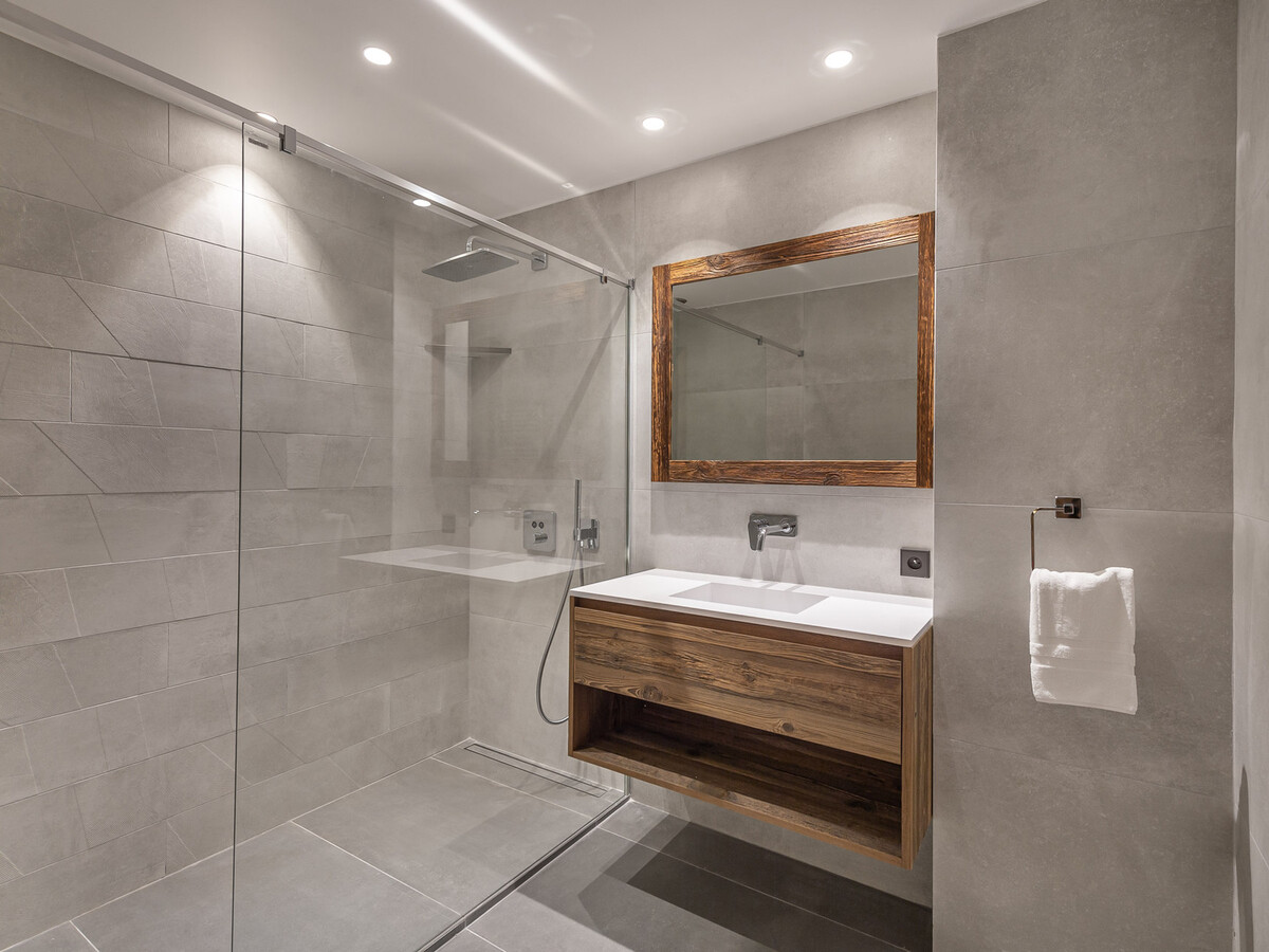Duplex 206m² avec jacuzzi, 4 chambres, animaux admis - Photo 13