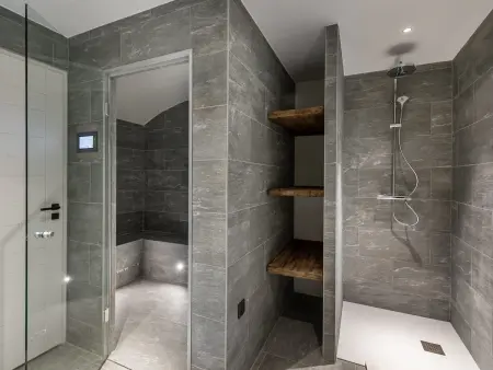 Duplex avec hammam et voiturette électrique à Méribel, 4 chambres : photo 14