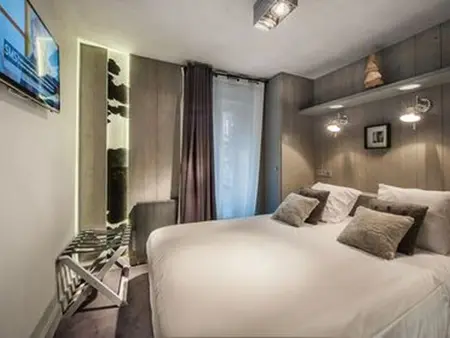 Appartement moderne avec cheminée, parking et Wi-Fi, Courchevel : photo 5
