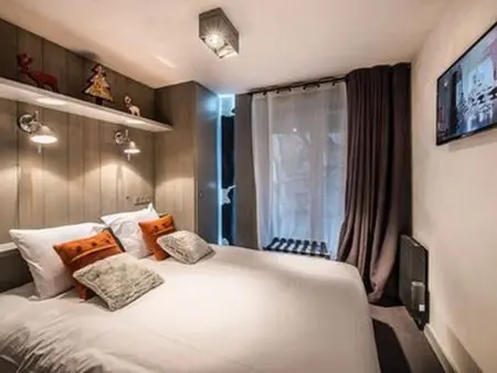Appartement moderne avec cheminée, parking et Wi-Fi, Courchevel : photo 8