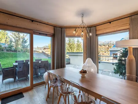 Charmant T4 à Courchevel 1650, proche piste, parking et WiFi : photo 2