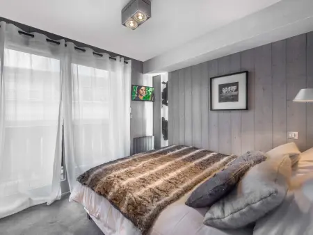 Abondance : Grand appartement raffiné à Courchevel avec parking et WIFI : photo 13