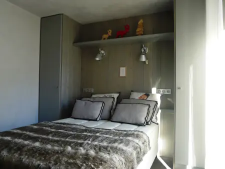 Appartement cosy à Courchevel avec chambre spacieuse et parking : photo 9