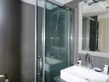 Appartement cosy à Courchevel avec chambre spacieuse et parking : photo 10
