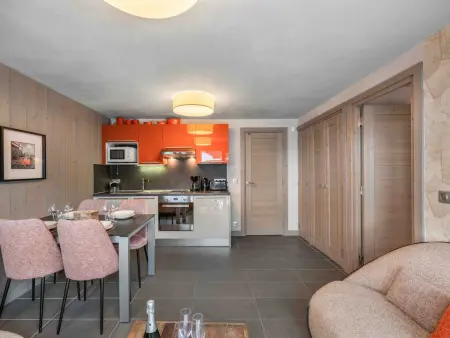 Courchevel : Appartement cosy 4 personnes avec parking : photo 4