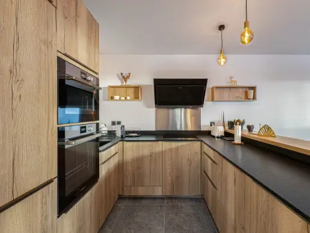 Appartement 3 pièces à Courchevel, proche des pistes avec parking et Wi-Fi : photo 2