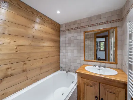 Appartement 3 chambres skis aux pieds, Courchevel 1850 : photo 7