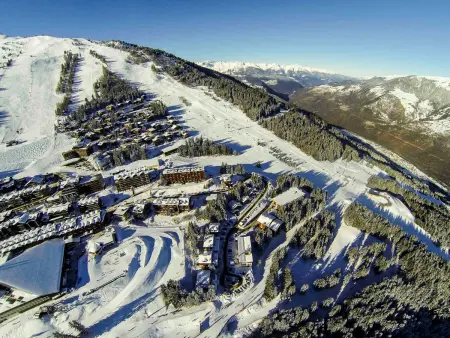 Appartement 3 chambres skis aux pieds, Courchevel 1850 : photo 15