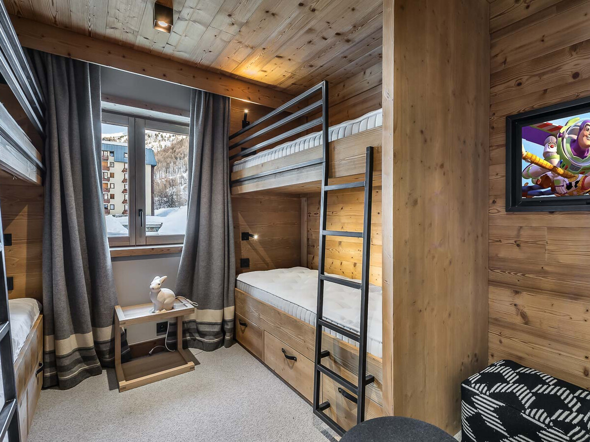 Appartement 5 pièces Val-d'Isère, cheminée et casier à skis - Photo 8