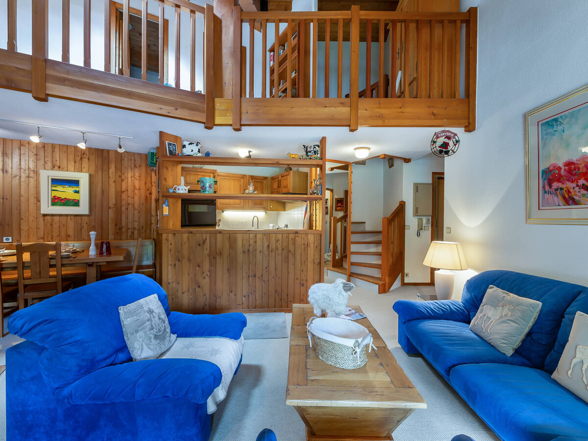 Duplex 3 pièces mezzanine, centre Val-d'Isère, parking - Photo 2