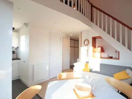 Duplex 2P/4 avec balcon sud et parking aux Carroz : photo 3