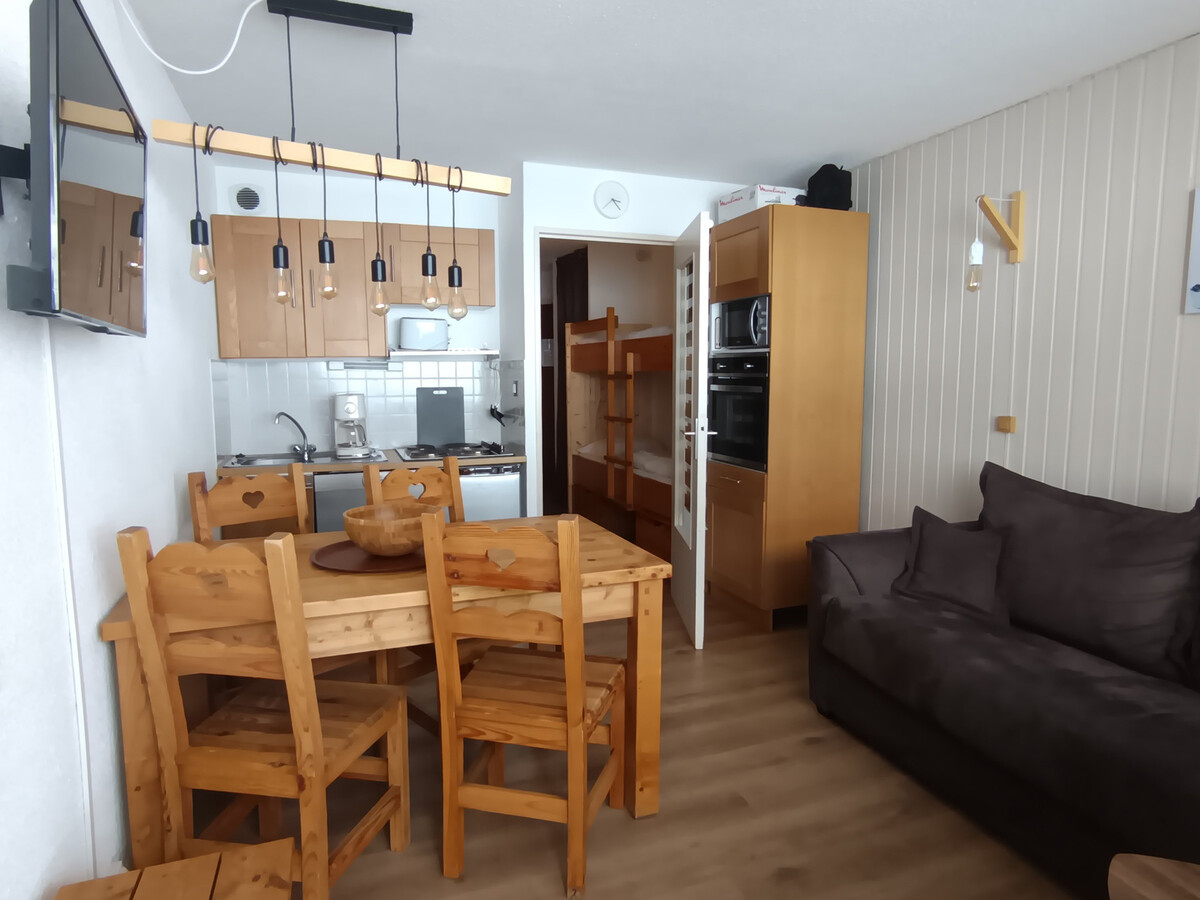 Appart rénové 4 pers, balcon sud, départ skis aux pieds - Photo 2