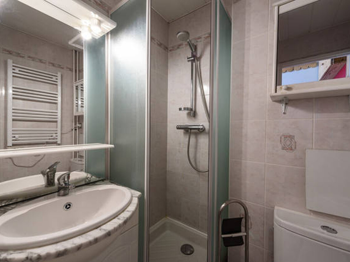 Studio rénové 15m² aux Menuires, vue Croisette - Photo 3