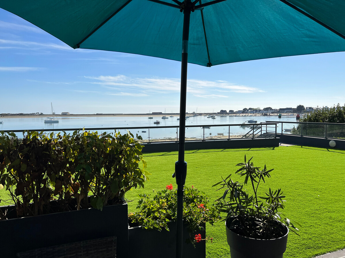 T2 Port-Louis vue mer, terrasse et parking privé - Photo 3