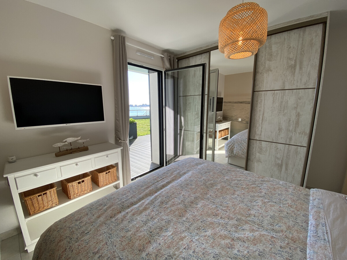 T2 Port-Louis vue mer, terrasse et parking privé - Photo 18