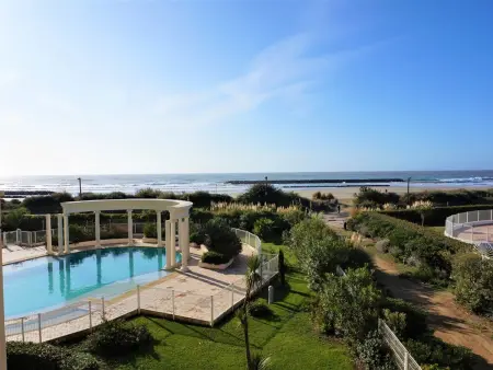 T3 vue mer à 15m de la plage, piscine résidence : photo 21