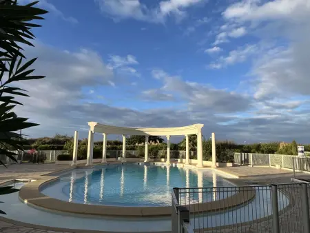 T3 vue mer à 15m de la plage, piscine résidence : photo 24