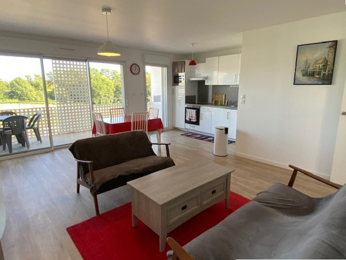Appartement 67 m² balcon 10 m², garage et Wi-Fi - Photo 2