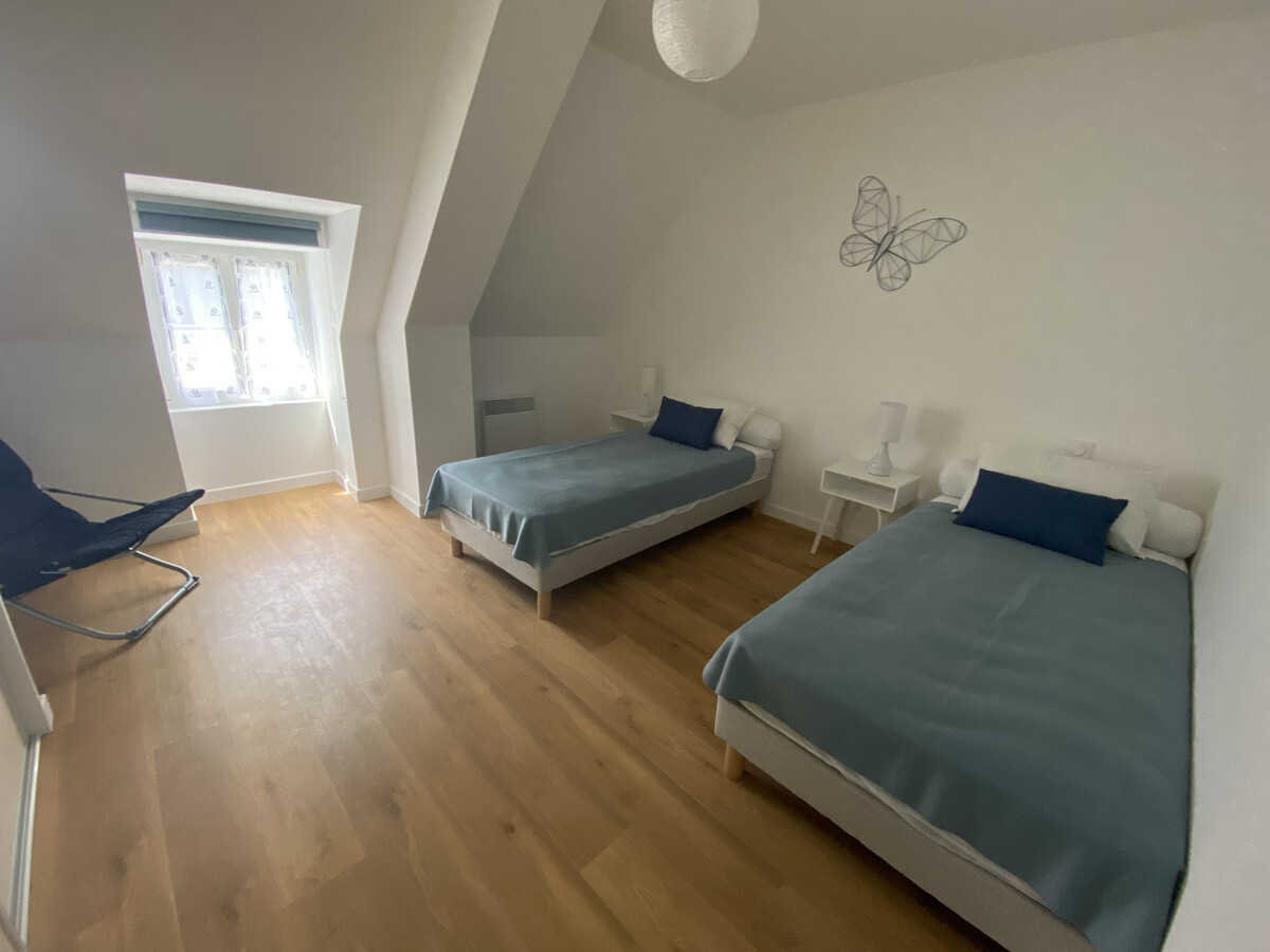 Duplex T3 à 150m des criques, au pied du bourg - Photo 9