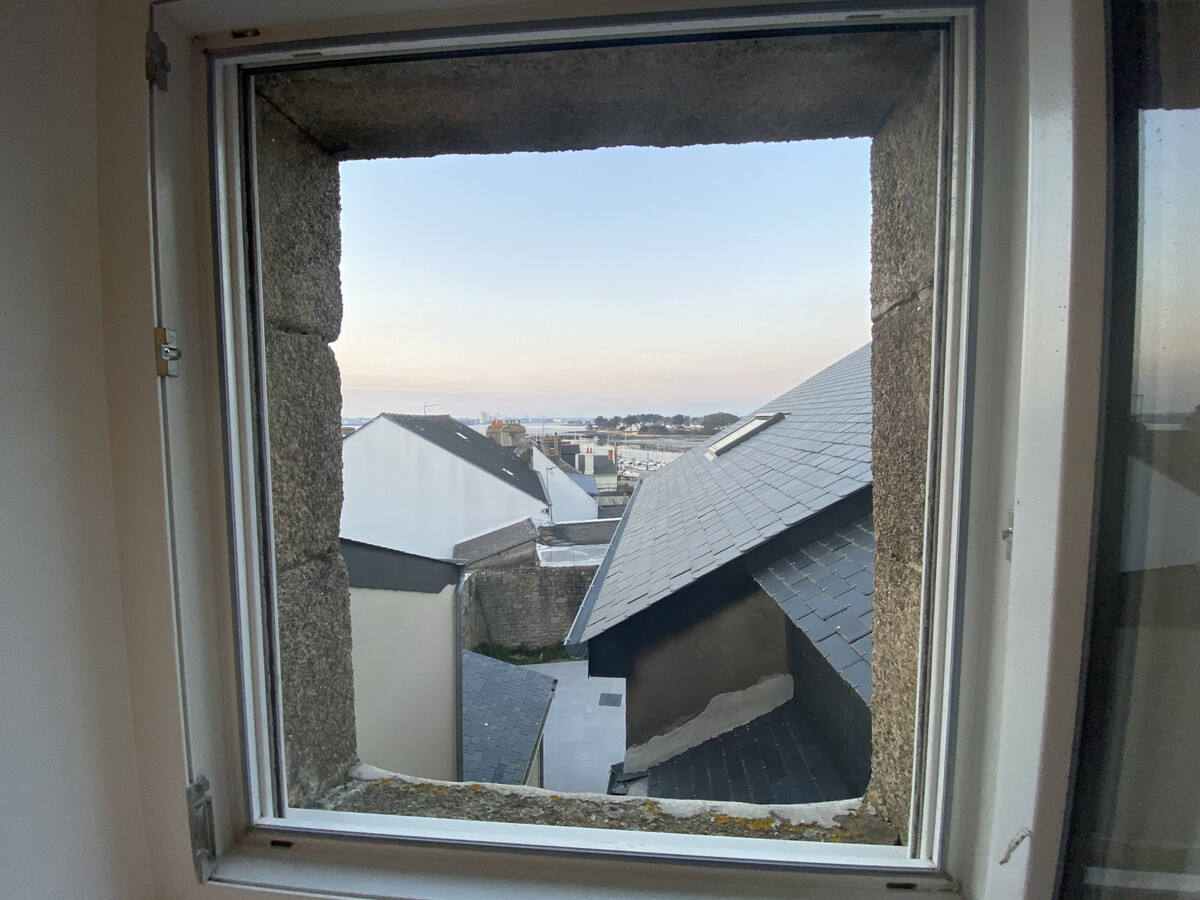 Duplex T3 à 150m des criques, au pied du bourg - Photo 10