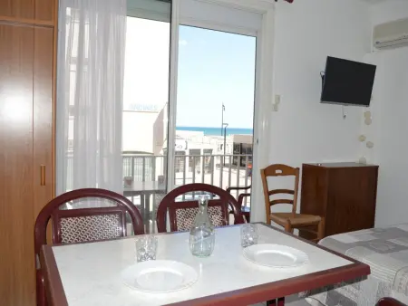 Location appartement à Saint Cyprien, Studio 4 pers climatisé proche plage avec balcon et parking