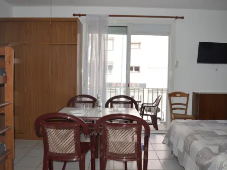 Studio 4 pers climatisé, balcon vue mer, parking : photo 12