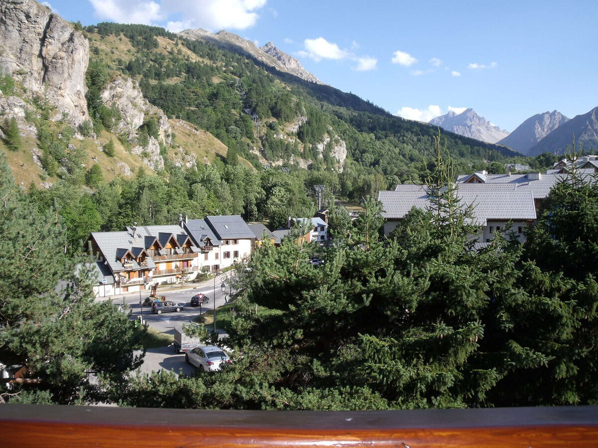 Appartement 2 pièces Valloire, balcon sud et parking - Photo 14