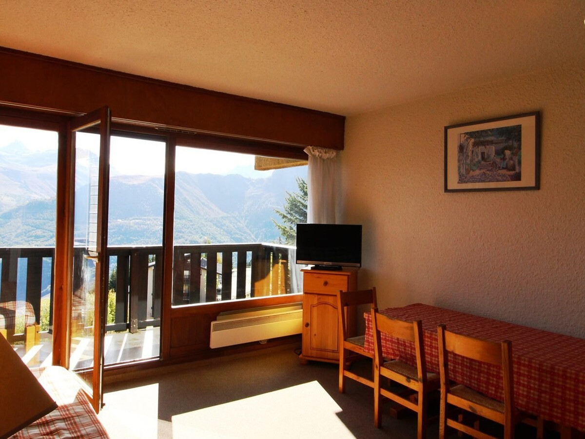 Studio cabine 4 pers à Auris, vue Écrins et pistes - Photo 8
