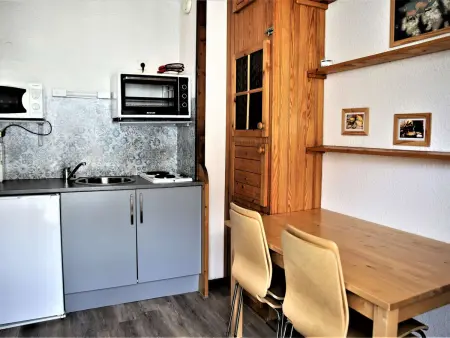 Appartement 2 pièces avec balcon, 300m des pistes - Auris : photo 5