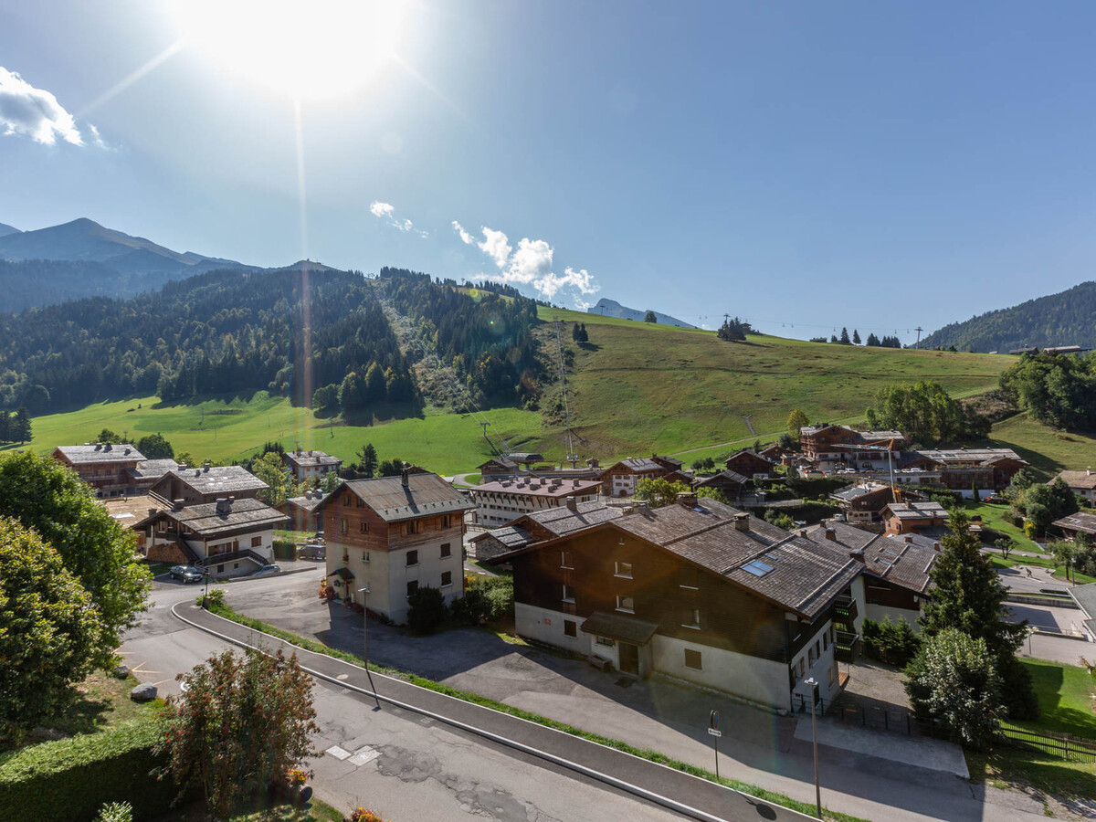 Alcyon 44 : Appart 6 pers avec balcon sud à La Clusaz - Photo 3