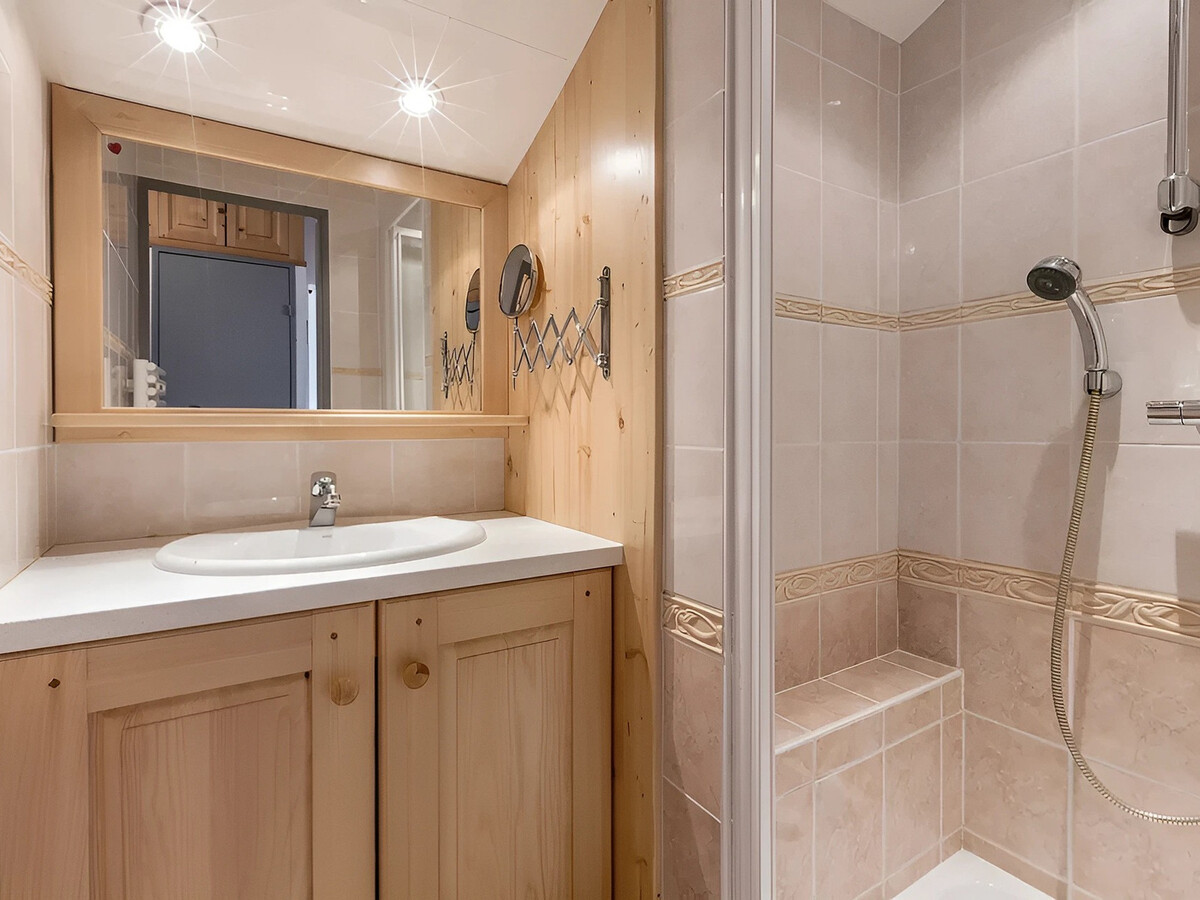Alcyon 44 : Appart 6 pers avec balcon sud à La Clusaz - Photo 9
