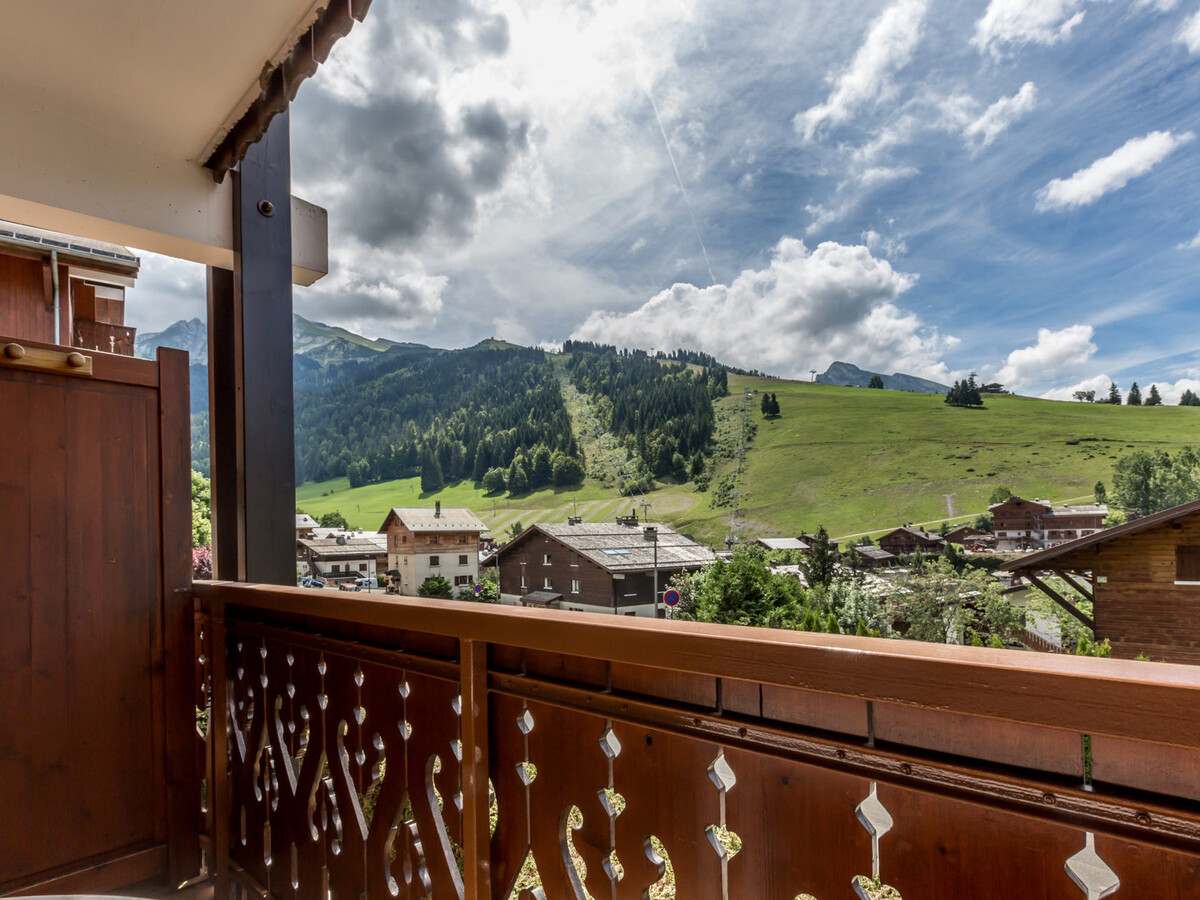 Appartement 3* La Clusaz, balcon sud, garage, 250m pistes - Photo 3