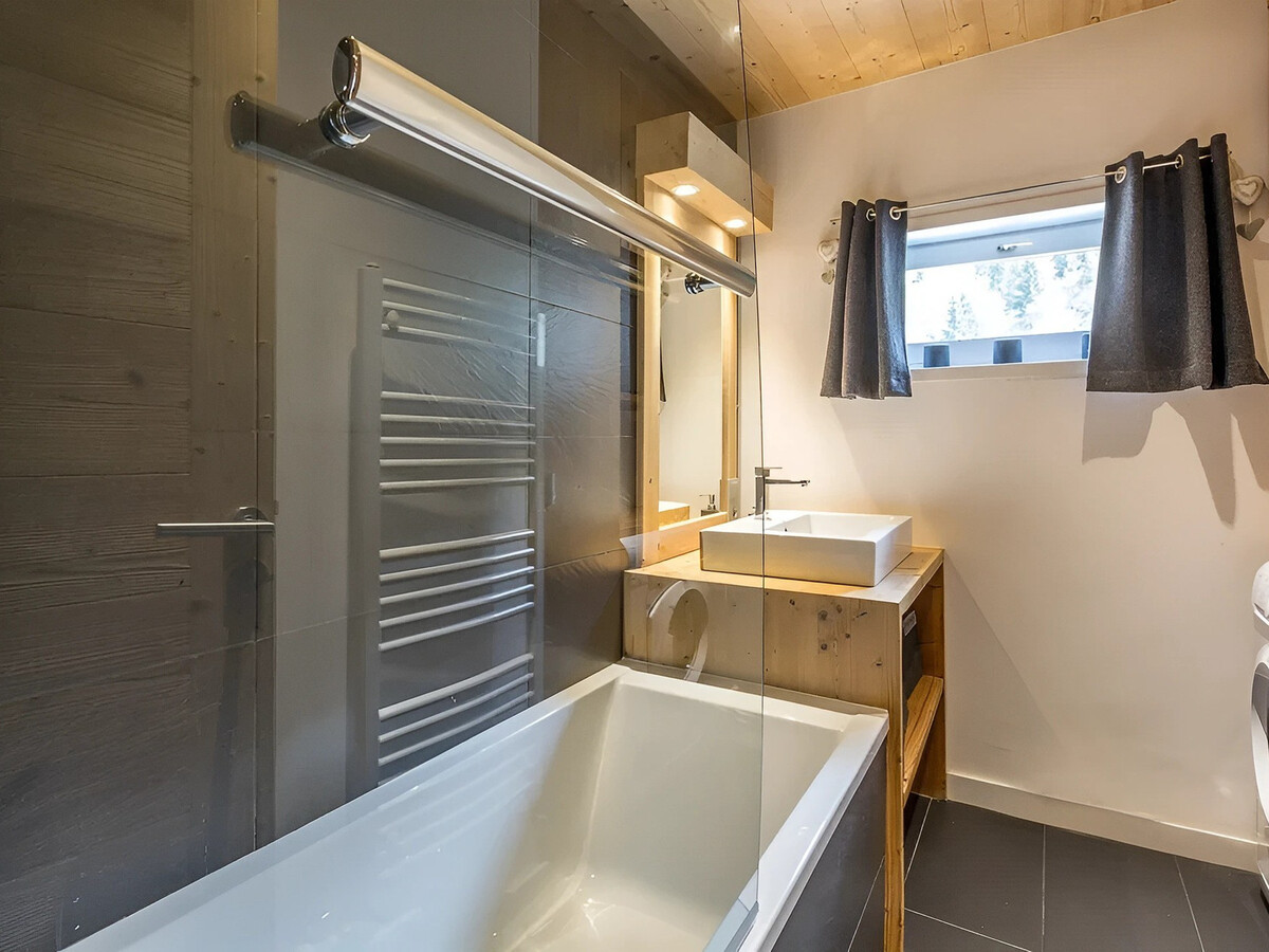 Appartement cosy, pied de piste, cheminée, animaux admis - Photo 9