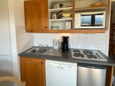 Appartement avec balcon plein sud au Dévoluy, pistes à 200 m : photo 6