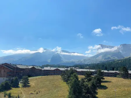 Appartement avec balcon plein sud au Dévoluy, pistes à 200 m : photo 14