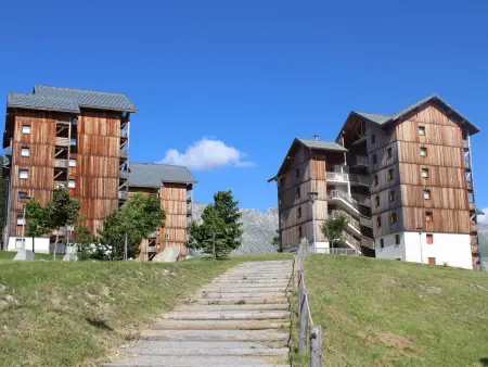 Appartement avec balcon plein sud au Dévoluy, pistes à 200 m : photo 29