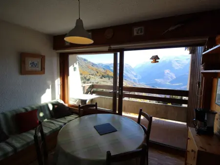 T2 6 couchages aux pieds des pistes, 2 balcons - Auris : photo 5