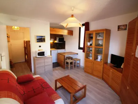 Studio cabine 4 pers aux Ecrins, pied des pistes à Auris : photo 4