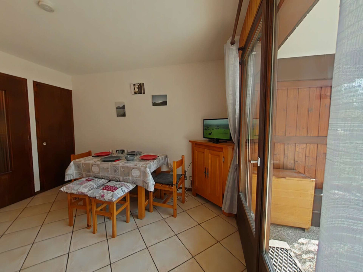 Studio ski aux pieds au Grand-Bornand, terrasse ouest - Photo 2