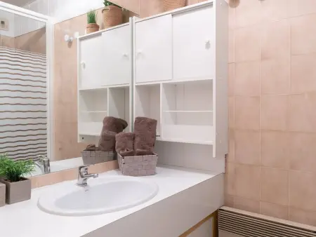 Studio cabine 4 pers. avec balcon et parking à Saint-Lary-Soulan : photo 7