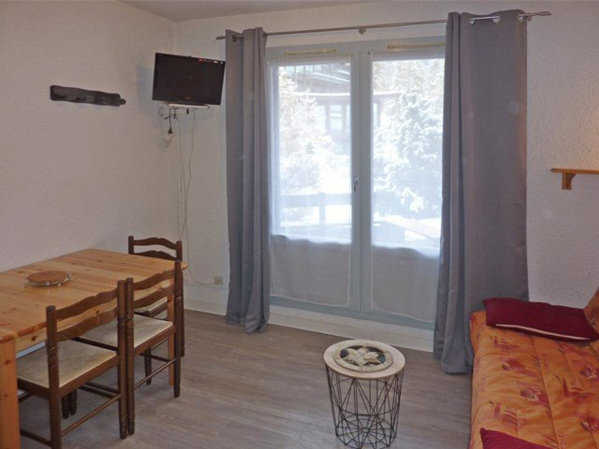 Studio 4 pers aux pieds des pistes, terrasse sud-ouest - Photo 2