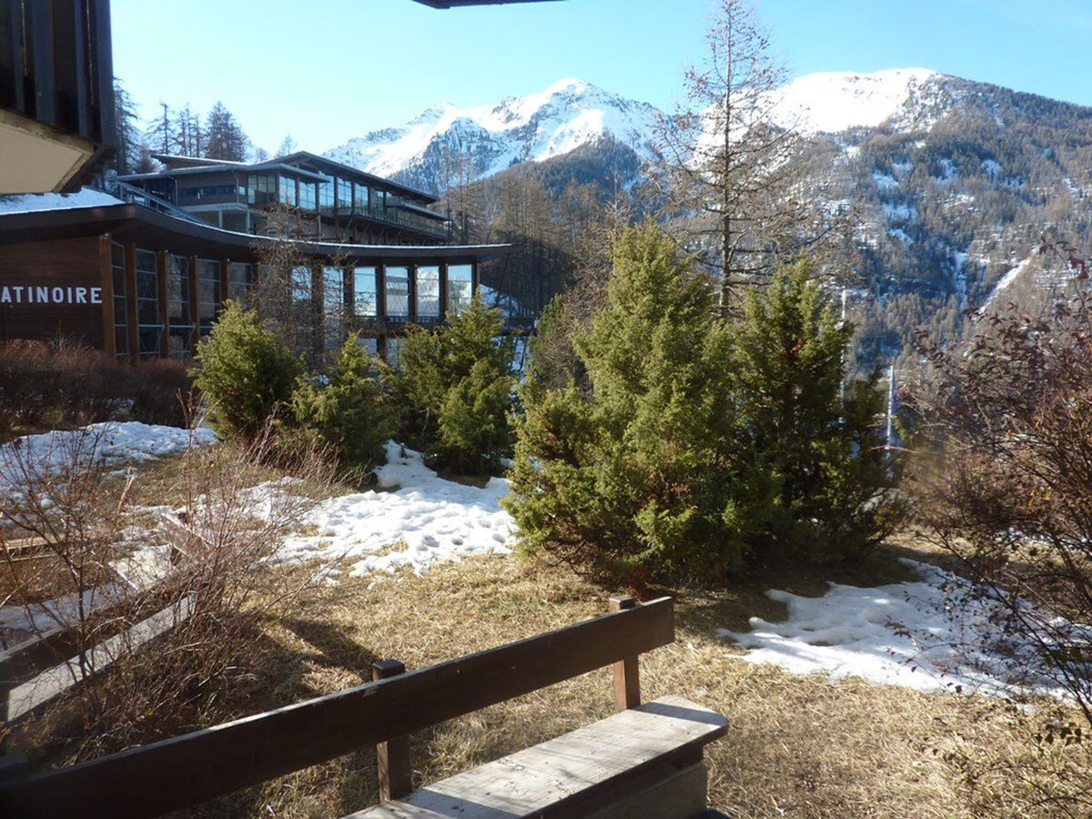 Studio 4 pers aux pieds des pistes, terrasse sud-ouest - Photo 9