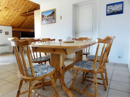 Appartement 67m² balcon sud vue panoramique à Briançon : photo 9