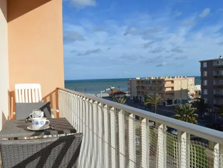 Location appartement à Saint Cyprien, Saint-Cyprien : Appart 2 pièces, 5 couchages, balcon, parking, proche plage