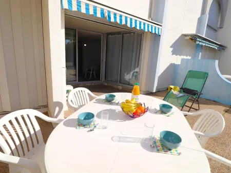 3 pièces terrasse 36m² au Grau-du-Roi, piscine : photo 4