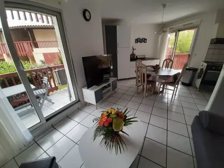 Location appartement à Vieux Boucau les Bains, Appartement T2 cabine avec terrasse et piscine à Vieux-Boucau, idéal pour les vacances !