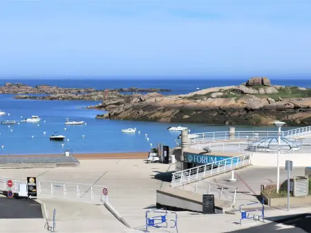 Location appartement à Trégastel, Appartement spacieux avec WIFI et parking à Trégastel, proche plage